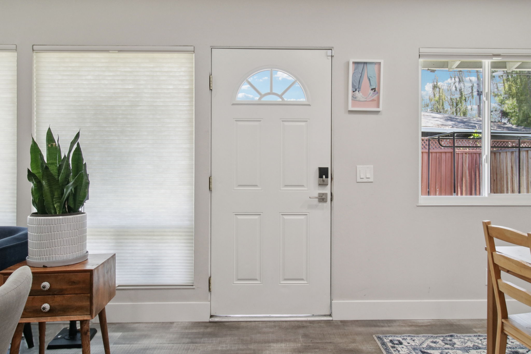 1214 Manchester Dr-L2506-039