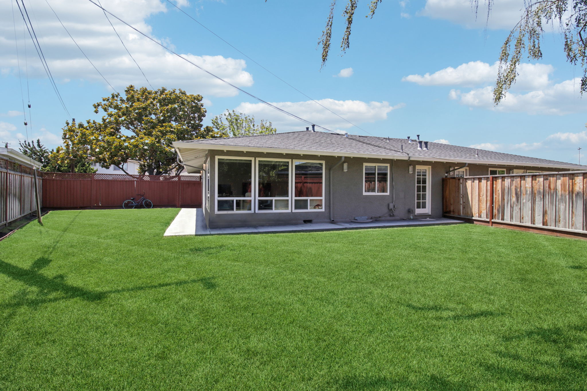 193 Roxbury St-L2506-049r