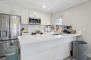 193 Roxbury St-L2506-022