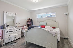 193 Roxbury St-L2506-038