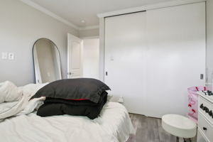193 Roxbury St-L2506-040