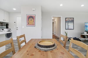 1214 Manchester Dr-L2506-013