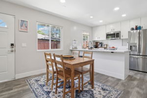 1214 Manchester Dr-L2506-015