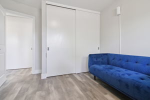 1214 Manchester Dr-L2506-024
