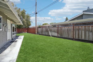 193 Roxbury St-L2506-045r