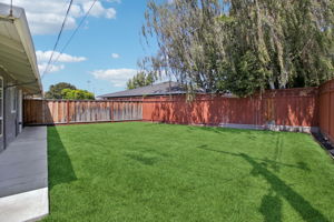 193 Roxbury St-L2506-048r