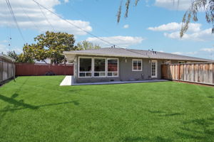 193 Roxbury St-L2506-049r