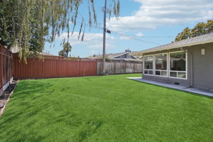 193 Roxbury St-L2506-050r