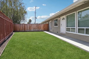 1214 Manchester Dr-L2506-045r