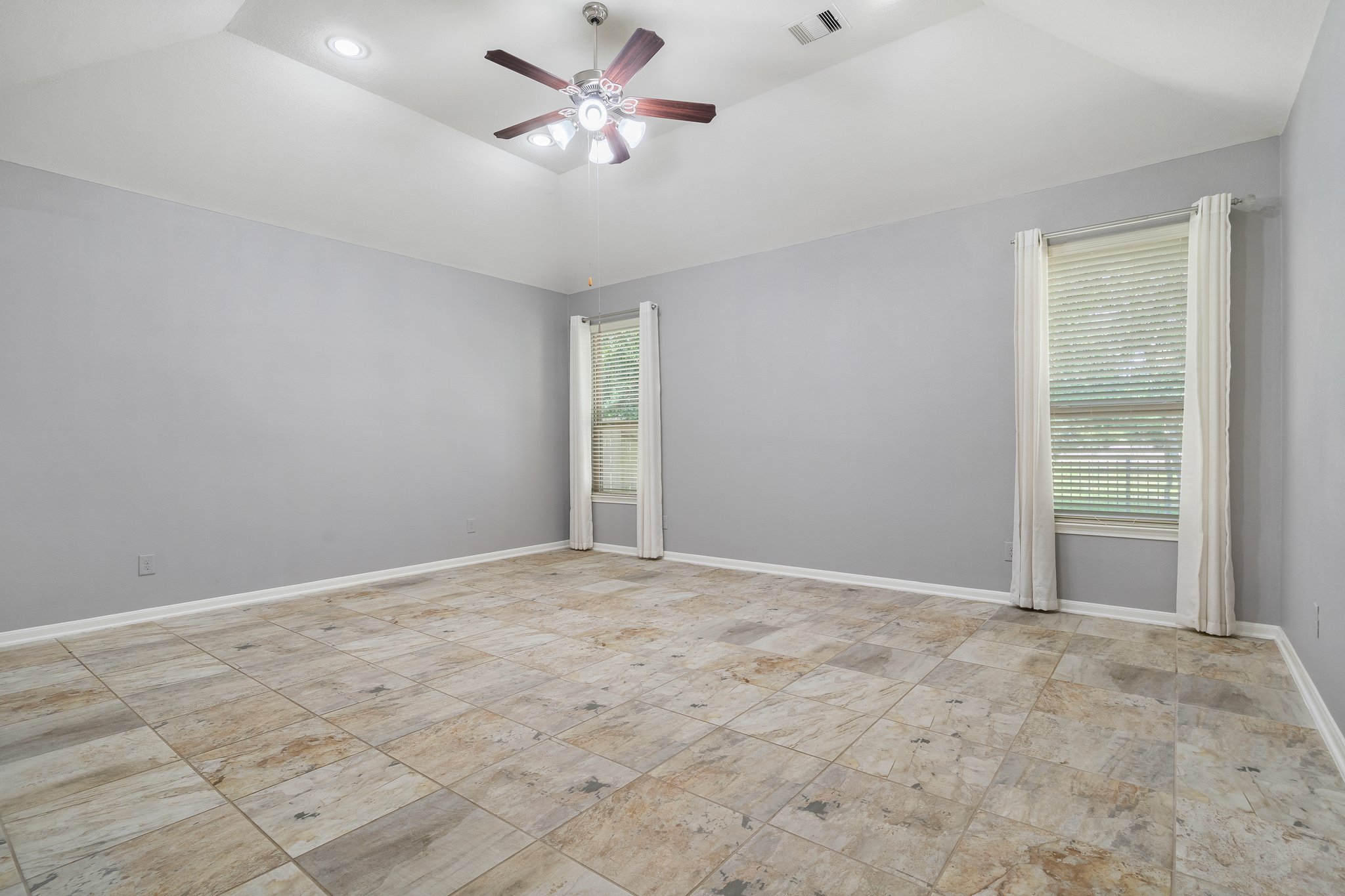 1930 Elkington Cir, Conroe, TX 77304 Houston Real Estate Media