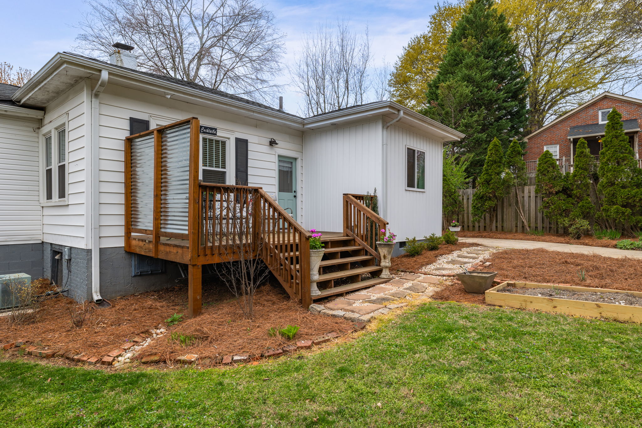 1931 Brantley St-29