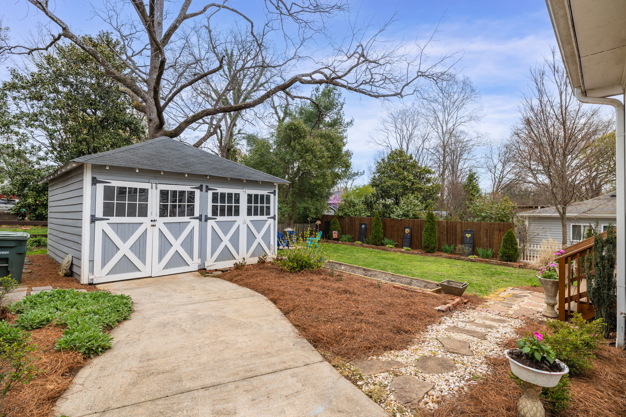 1931 Brantley St-30