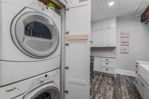 1931 Brantley St-16