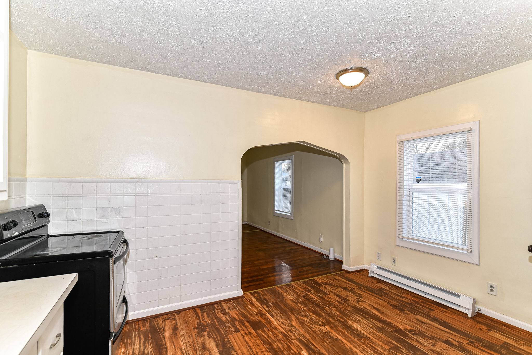 1931 N Oxford St, Indianapolis, IN 46218, USA Photo 9