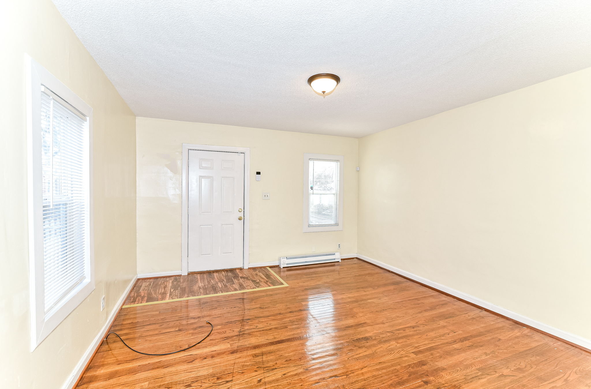 1931 N Oxford St, Indianapolis, IN 46218, USA Photo 15