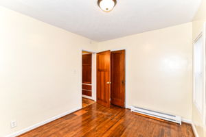 1931 N Oxford St, Indianapolis, IN 46218, USA Photo 23