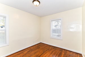 1931 N Oxford St, Indianapolis, IN 46218, USA Photo 22