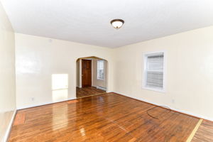 1931 N Oxford St, Indianapolis, IN 46218, USA Photo 16