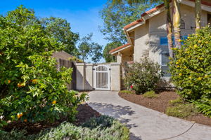1931 Old Ranch Rd, Camarillo, CA 93012, USA Photo 3