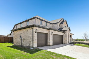 DFW - Belle Lagos - 1931 W Westhill Drive, Cleburne, TX -003