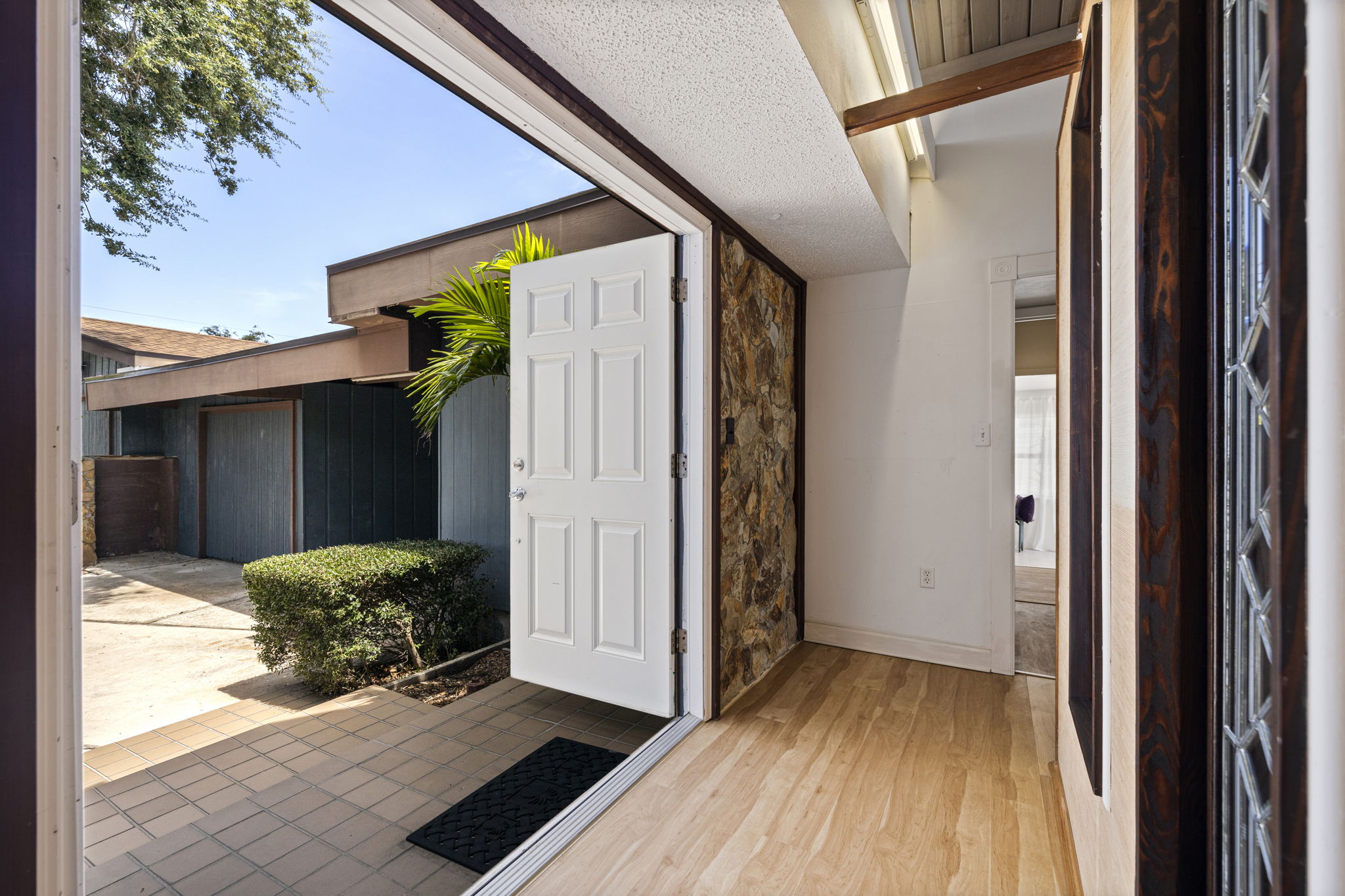 AB3_1932 Arrowhead Dr NE-7