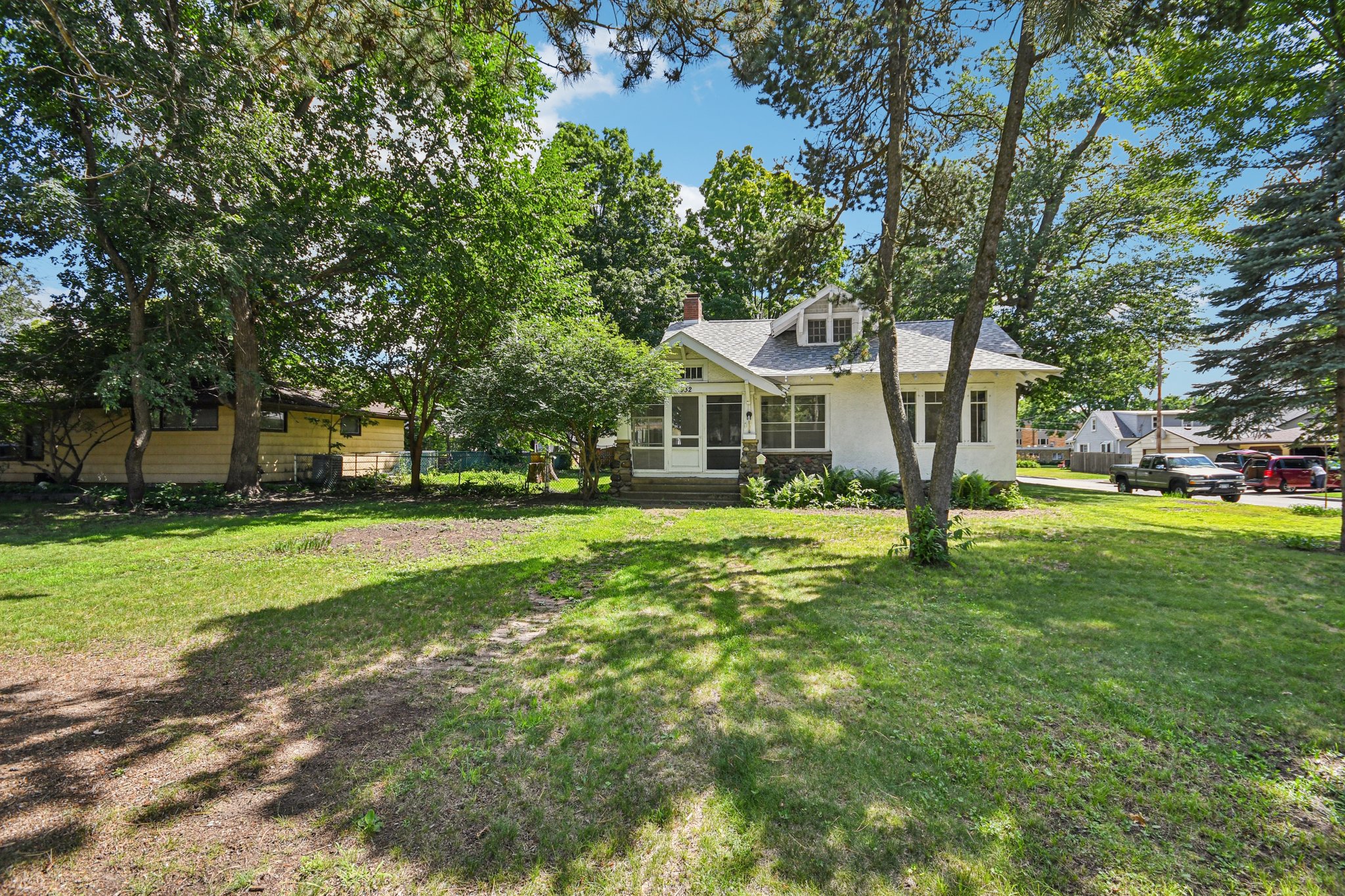 Birch Lake Ave-S1807-005.jpg