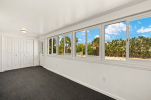 Sunroom 2 of 3