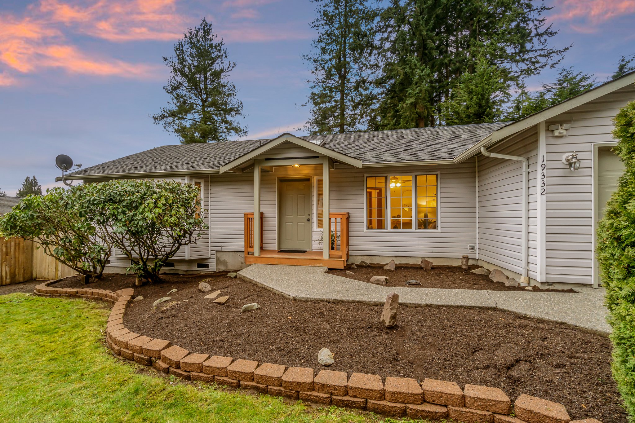 19322 Winesap Rd, Bothell, WA 98012, USA Photo 3