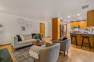19322 Winesap Rd, Bothell, WA 98012, USA Photo 18