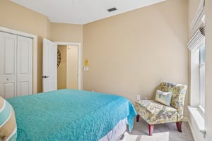 Park Place Blvd-S0907-032.jpg
