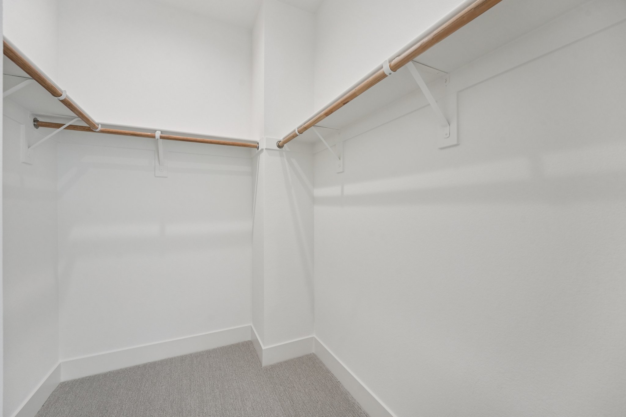 Grand St-S2210-040.jpg