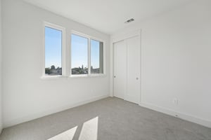 Grand St-S2210-037.jpg