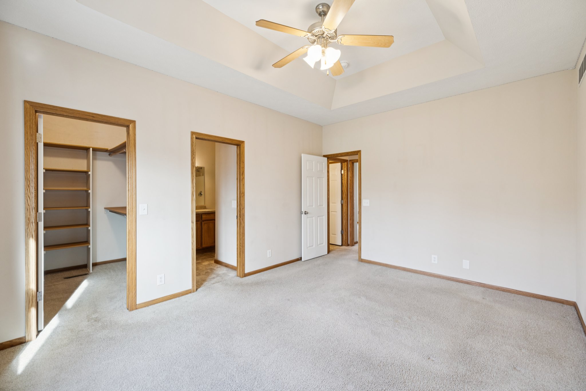 7524 - 1933 Redstone Rd_012.jpg