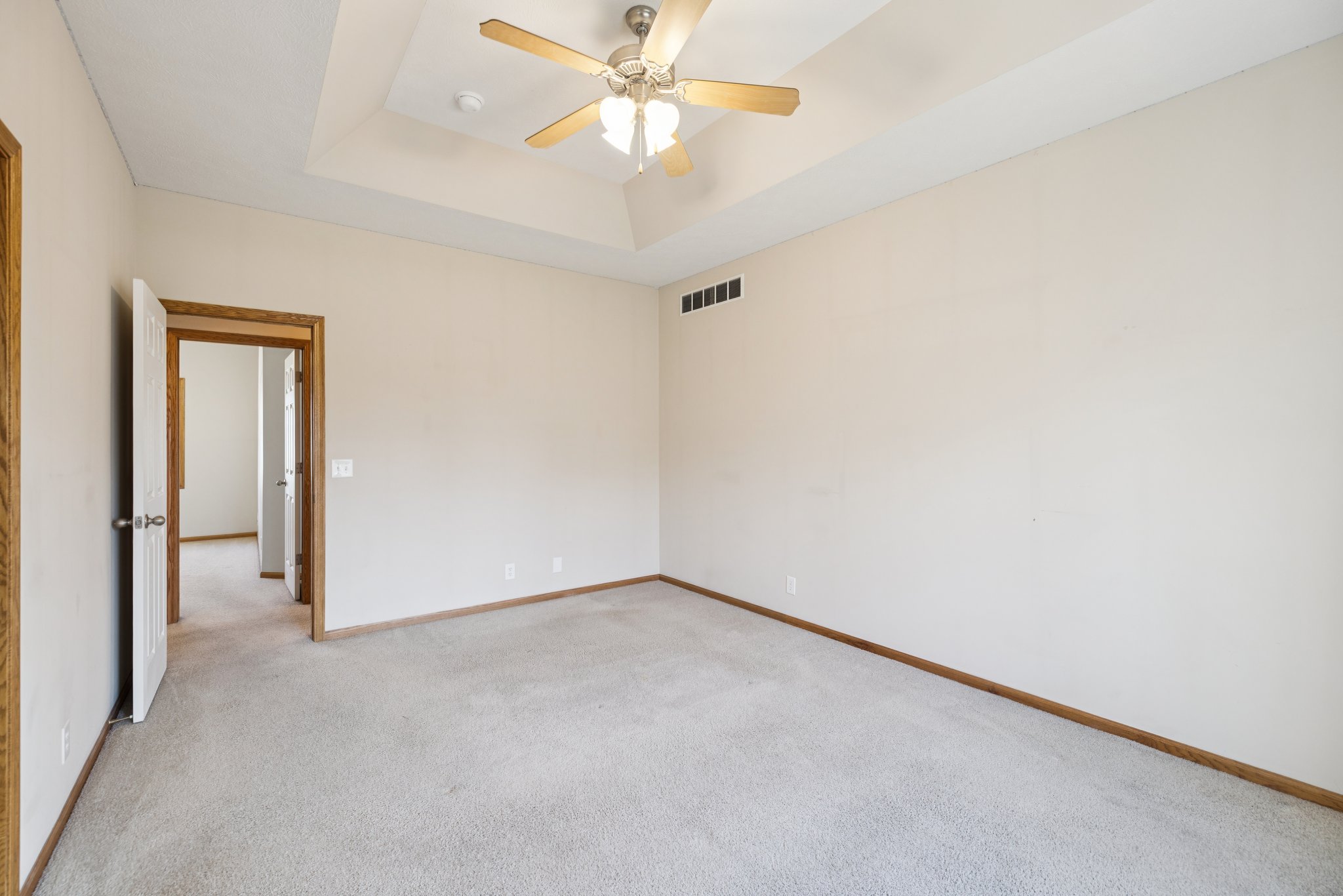 7524 - 1933 Redstone Rd_013.jpg