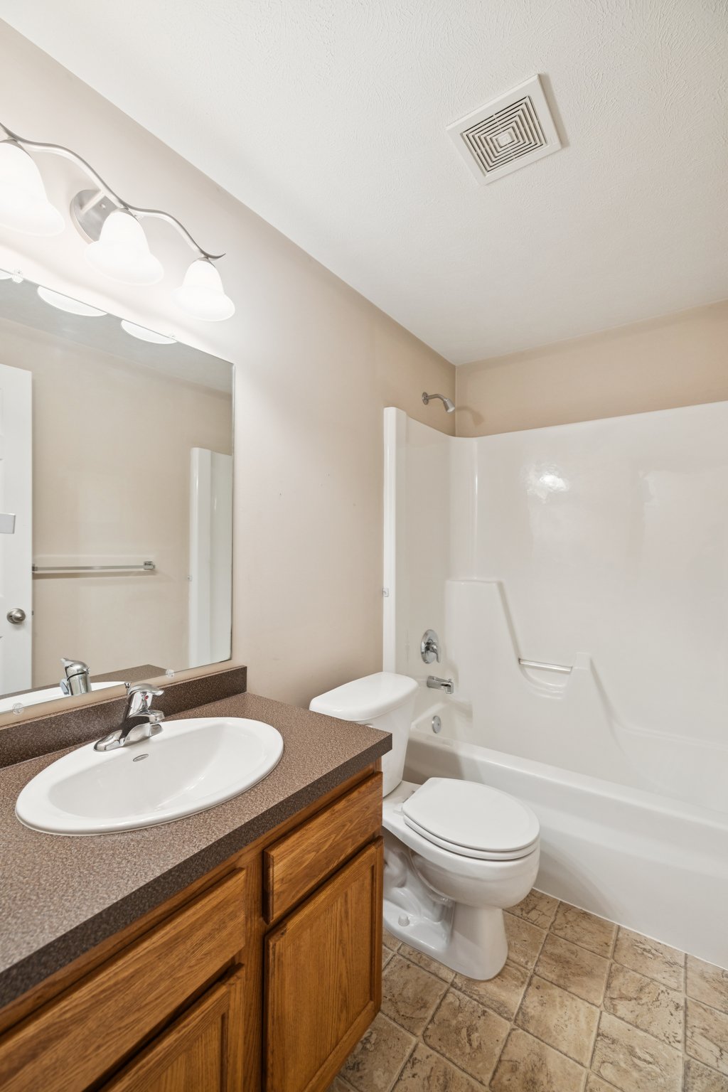 7524 - 1933 Redstone Rd_021.jpg