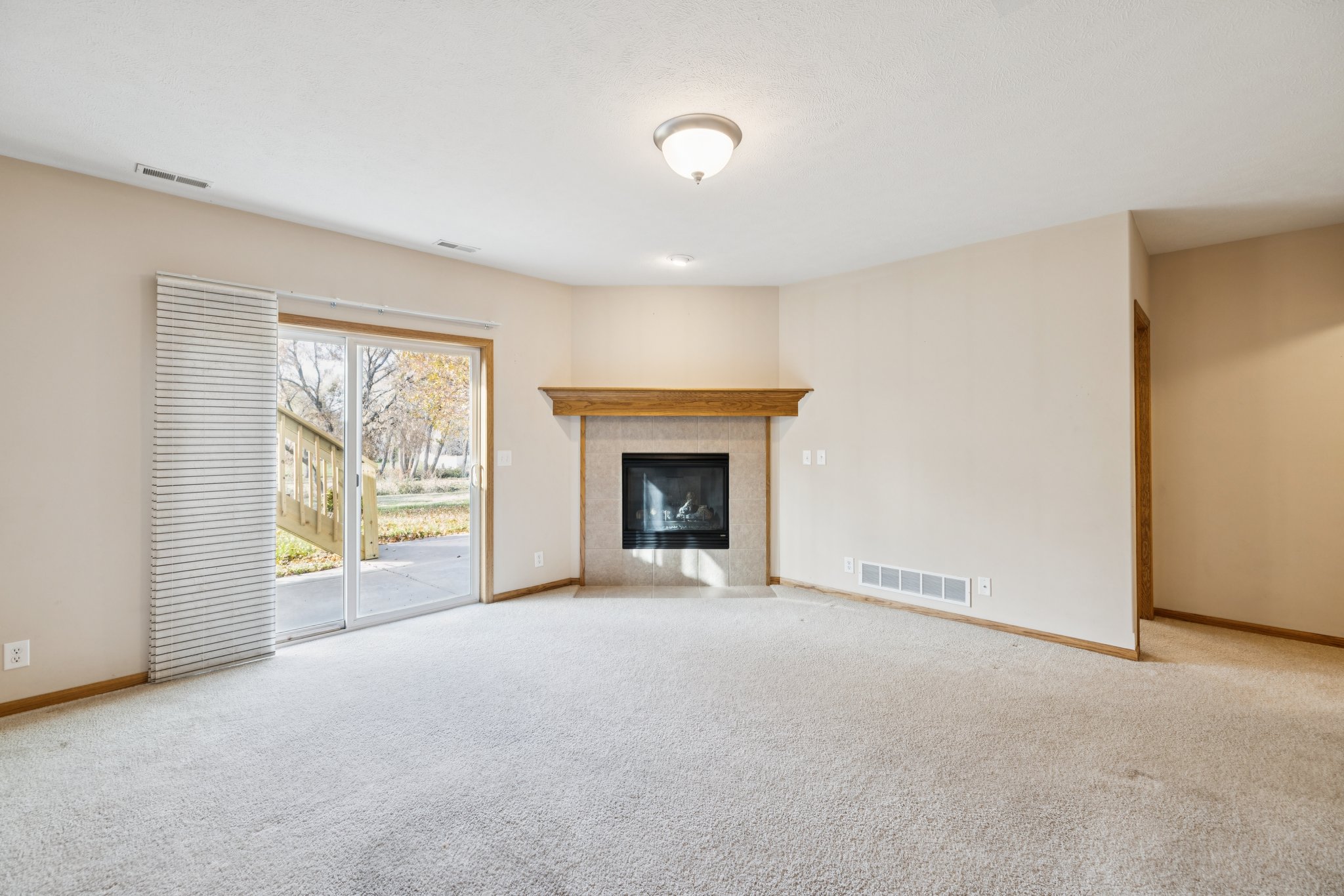 7524 - 1933 Redstone Rd_028.jpg