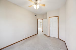 7524 - 1933 Redstone Rd_023.jpg