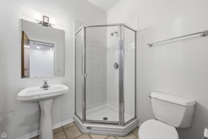 1934 N Washtenaw Ave 207_013