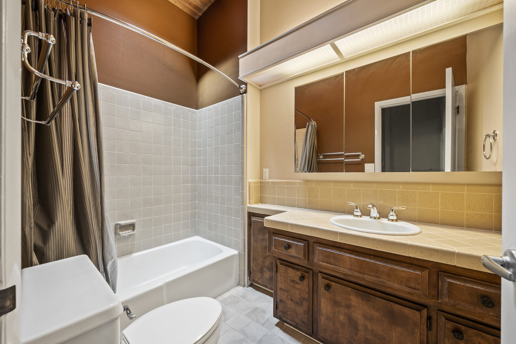 1934 Villa Way, Reno, NV 89509, USA Photo 20