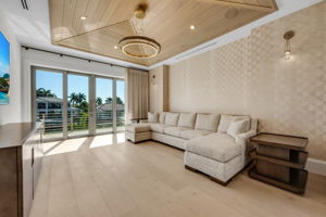 2nd Floor Bonus Room