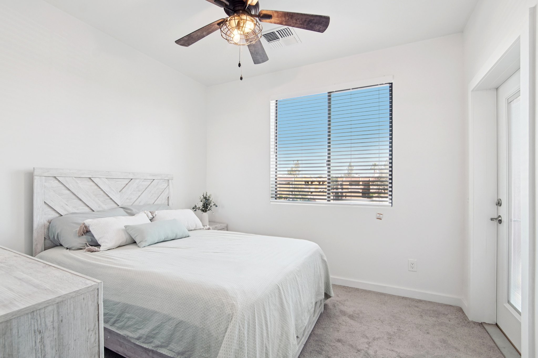 1935 E Apache Blvd unit 2029-S1803-008.jpg