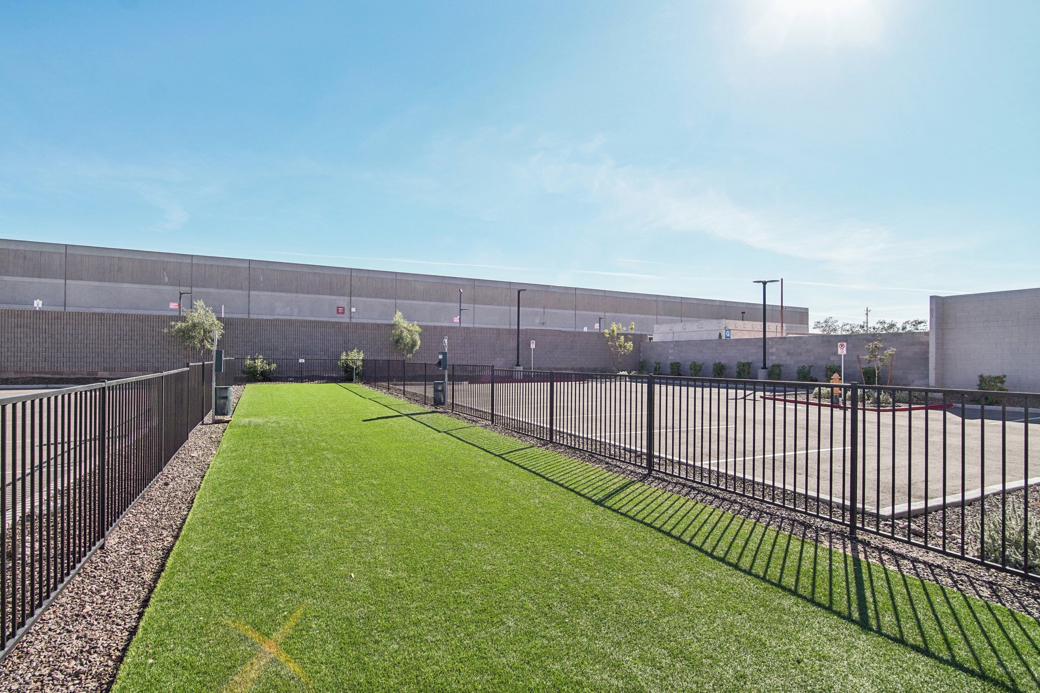 E Apache Blvd-1803-906.jpg