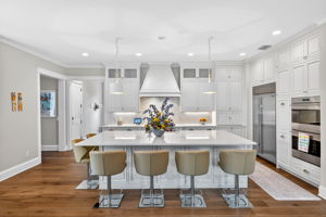 Breakfast Bar 1 of 4