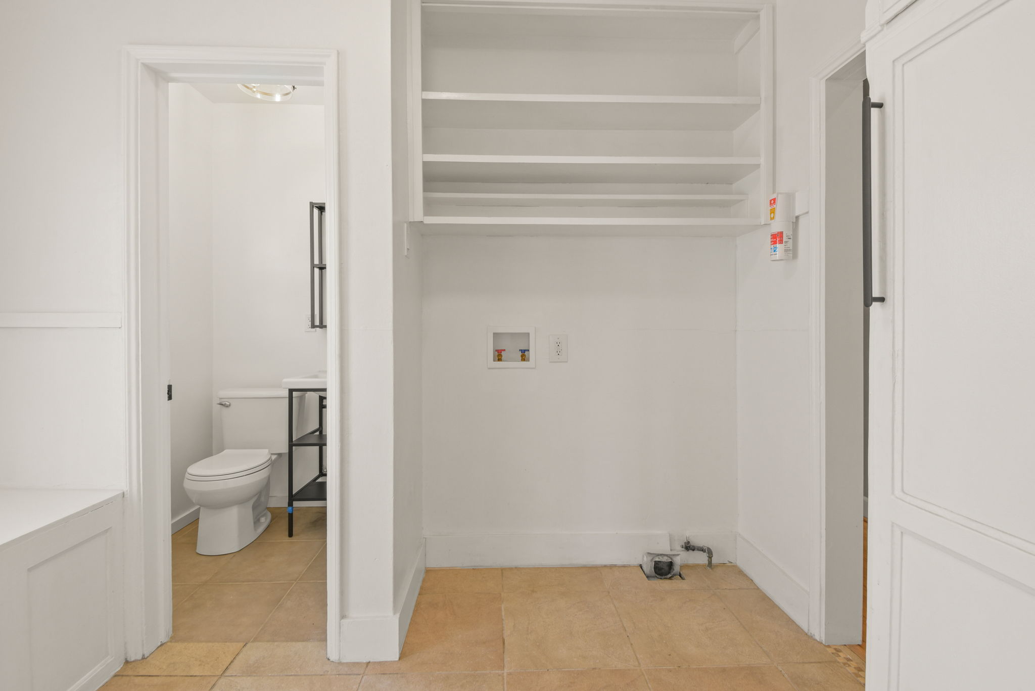 Washer & Dryer Hook-up