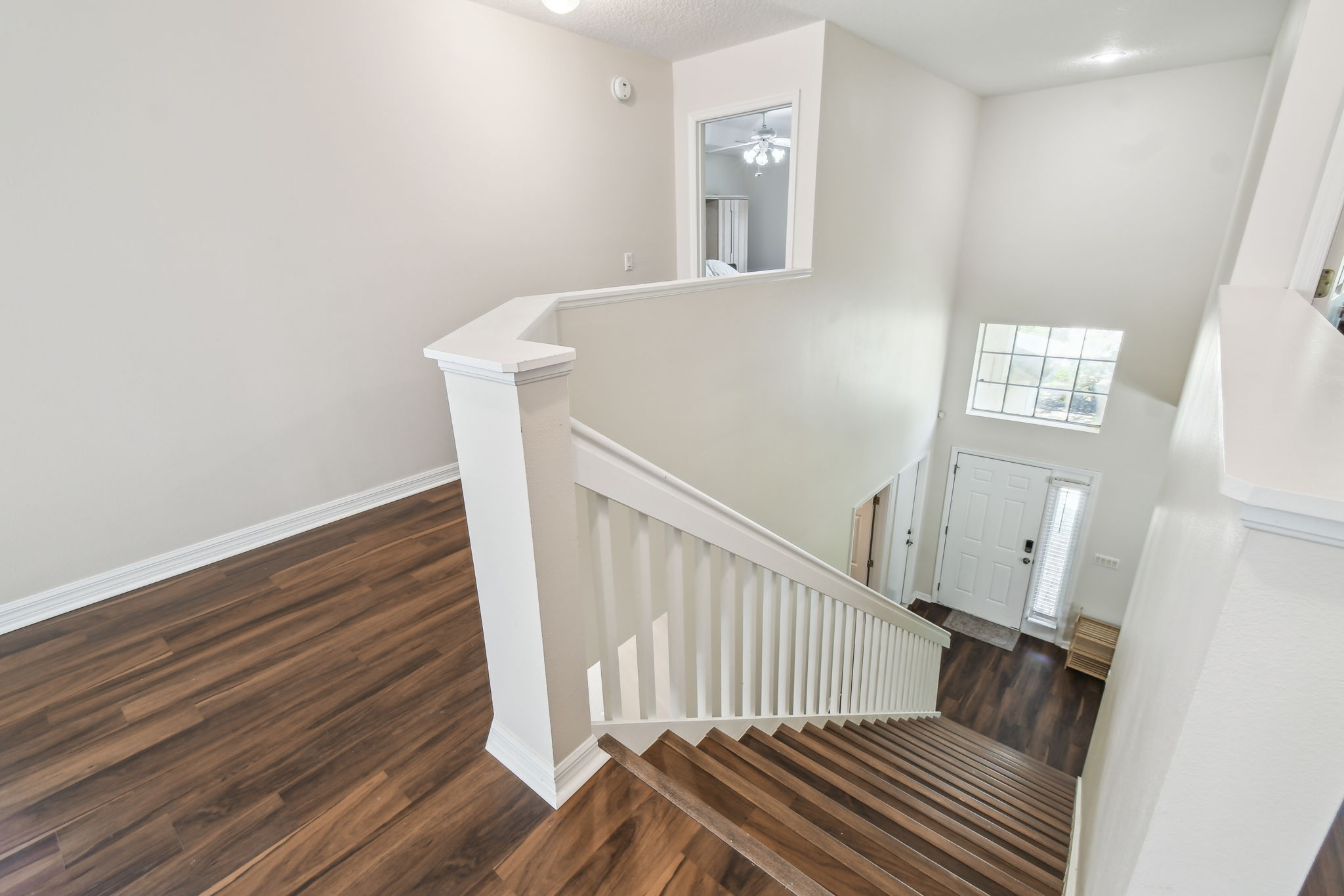2nd floor landing