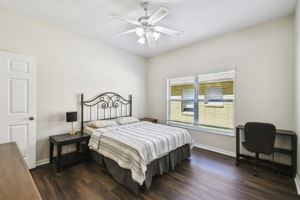 Bedroom 2 - 1st floor