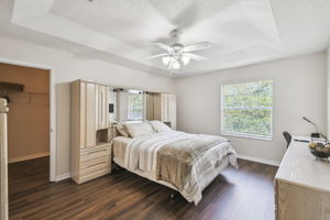 Primary bedroom suite - 2nd floor