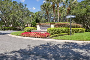 Located in MetroWest-Abingdon Hill Unit 5/Sec 5