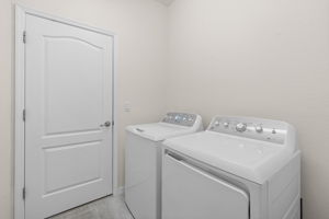  Photo 36