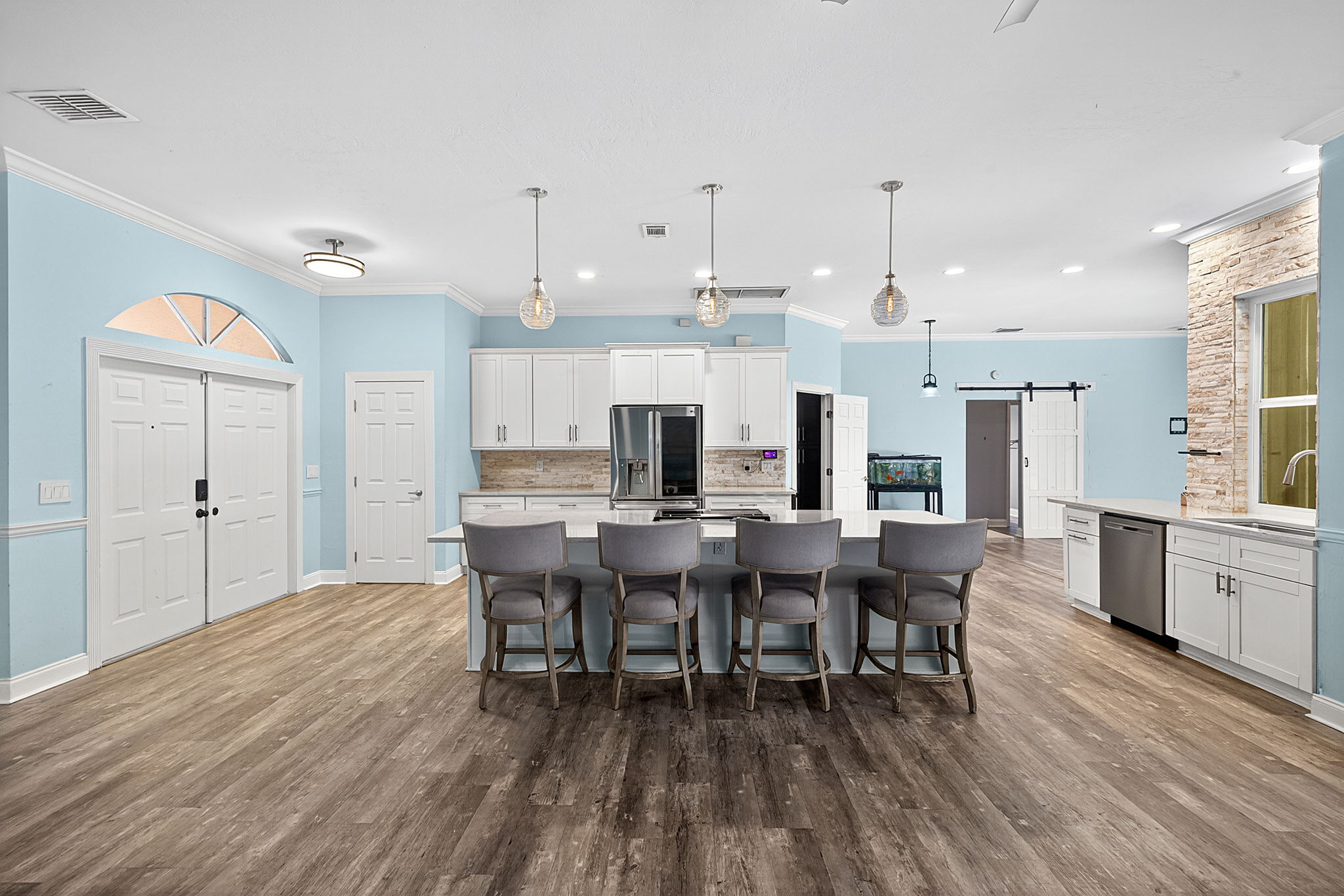 Breakfast Bar 1 of 2